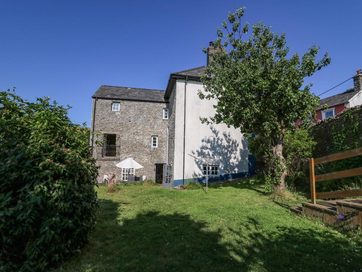 Dewi Villa Aberaeron Luaran gambar