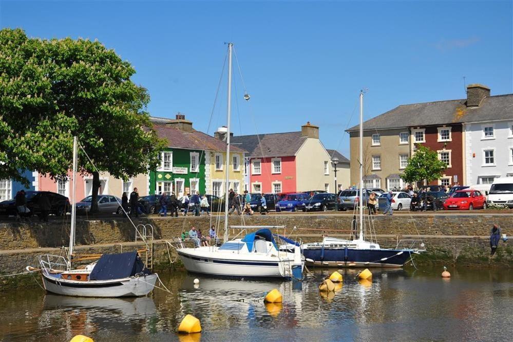 Dewi Villa Aberaeron Luaran gambar